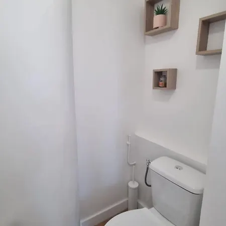 Appartement Gauche Calme Proche Gare Climatisation *